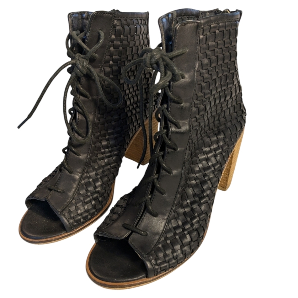 Rebels Black Woven Leather Lace Up Open Toe Bohemian Heels / Booties SZ 8